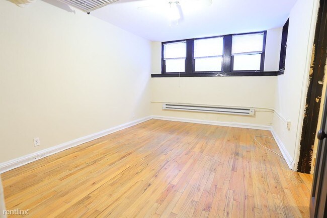 Foto del edificio - 4411 N Wolcott Ave