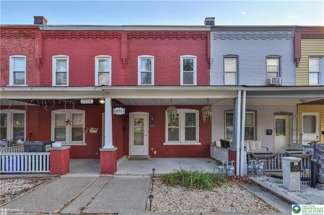 Foto del edificio - 1035 Spring St