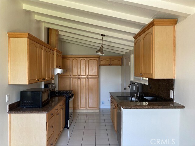 Foto del edificio - 1024 N Lido St
