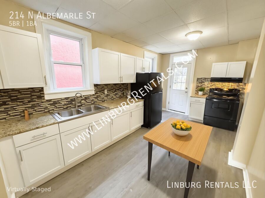 Foto principal - 214 N Albemarle St