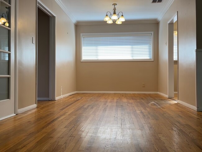 Dining Area - 3522 Faust Ave
