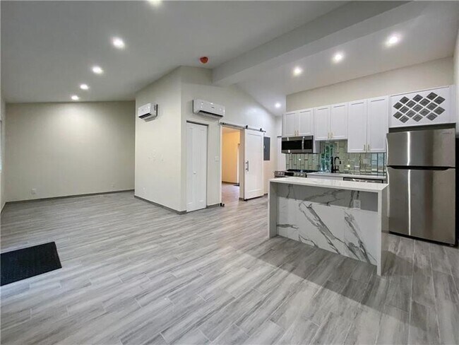 Foto del edificio - 315 SW 7th St