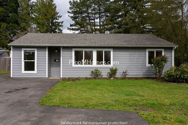 Building Photo - 12925 SW Walker Rd