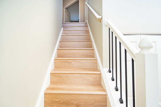 Foto del edificio - 2835 Rutland Cir