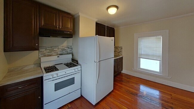 Building Photo - 17 Marcella St