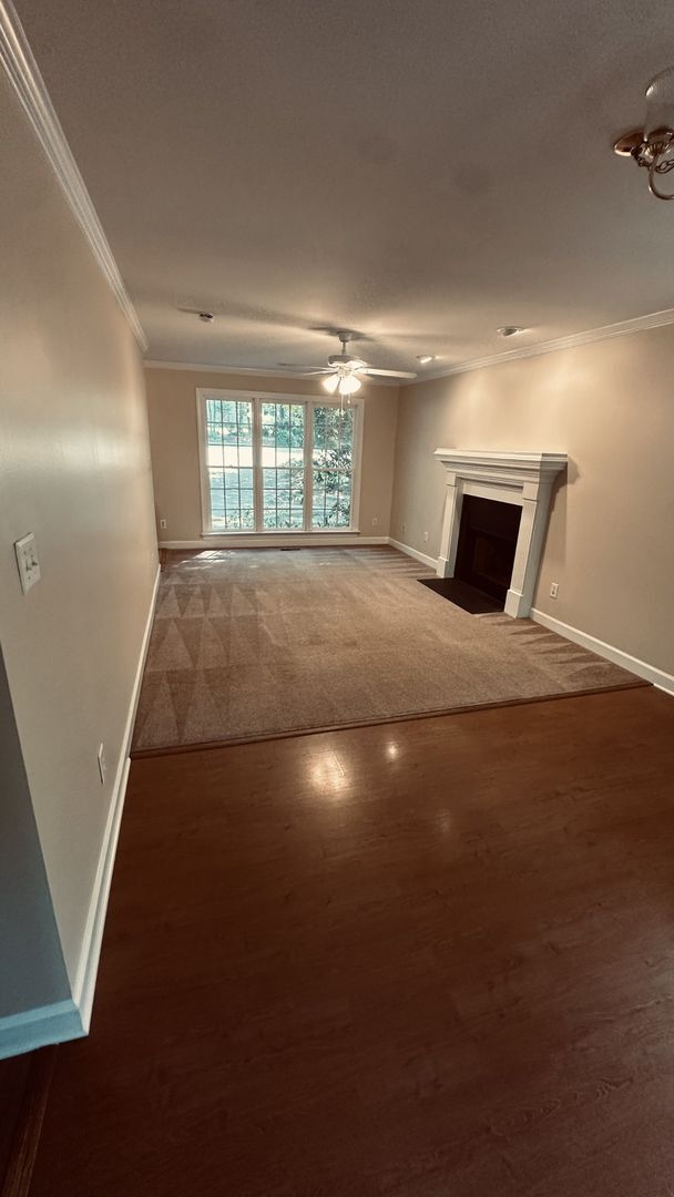 Building Photo - Charming 3br/2.5ba in Wake Forest! Garage, private. Available Now!
