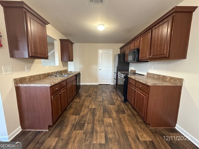 Building Photo - 1122 Mcconaughy Ct