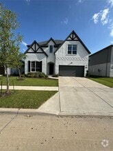 Building Photo - 500 Hoot Owl Hl