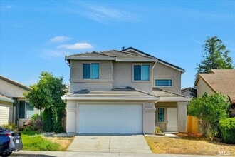 Building Photo - 914 Tipperary Dr