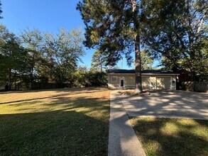 Building Photo - 9434 Palmetto Ln
