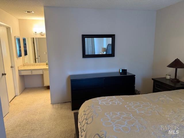 Foto del edificio - 730 McKenzie Ct