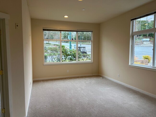 Foto del edificio - 3bd/2.5ba Issaquah Condo