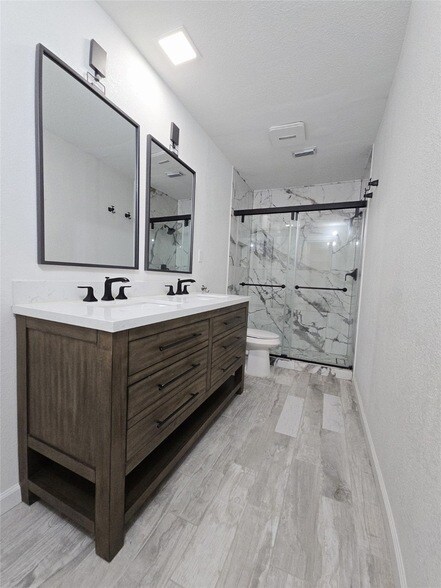 Building Photo - 14911 Wunderlich Dr