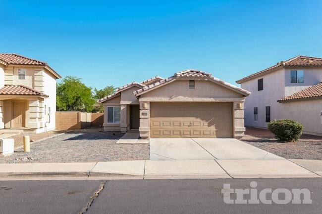 Building Photo - 12008 W Rosewood Dr