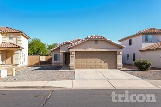 Building Photo - 12008 W Rosewood Dr