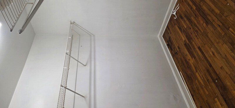 Foto del edificio - 2642 E 3rd St
