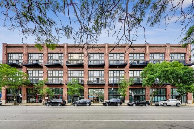 Building Photo - 50 E 26th St