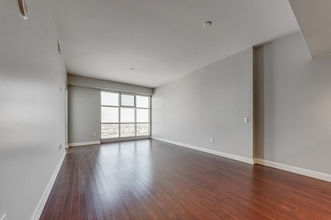 Foto del edificio - The Ogden 2203-City/Mtn Views from this stunning  2Bd/2Ba Residence