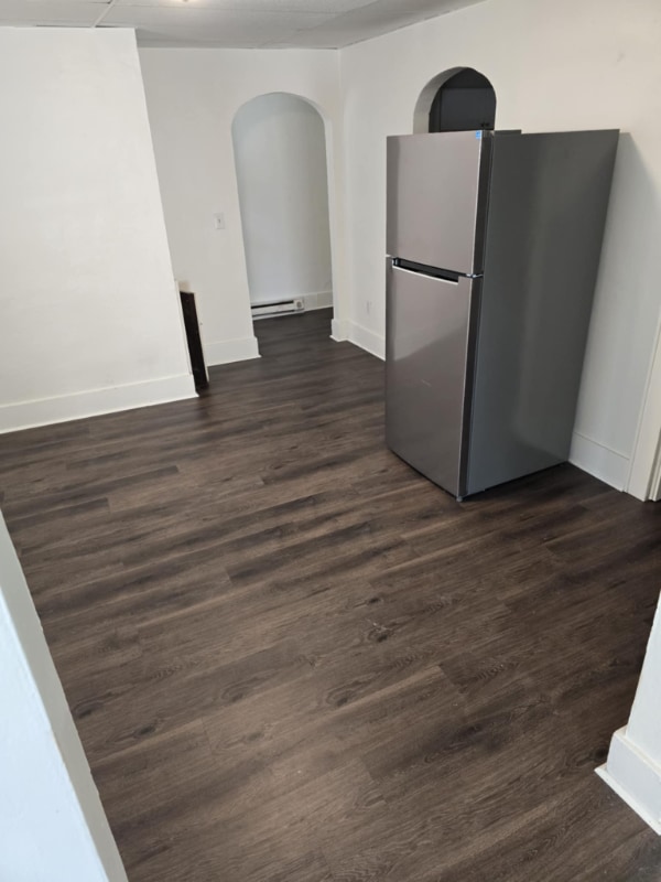 Foto del edificio - 102 E Market St