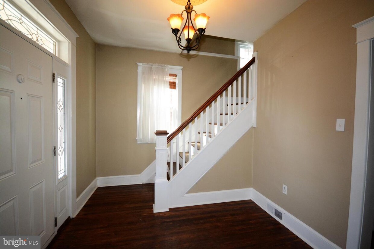 623 Guilford Ave, Hagerstown, MD 21740 House Rental in Hagerstown, MD