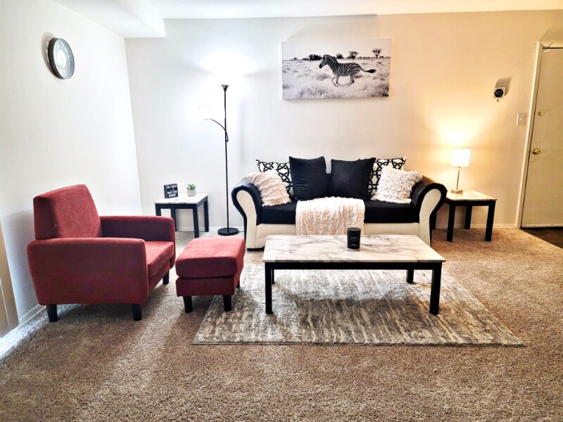Foto principal - 19 Debonair Ct