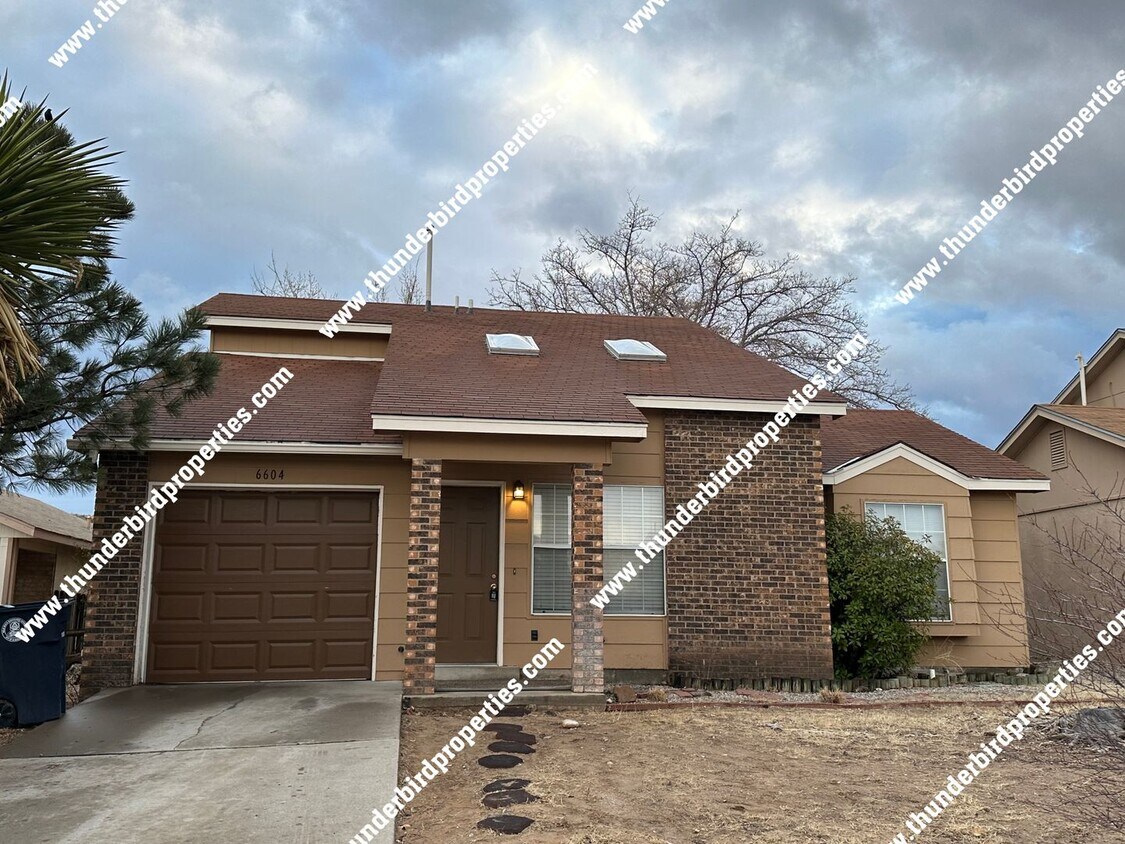 Foto principal - Great NW home