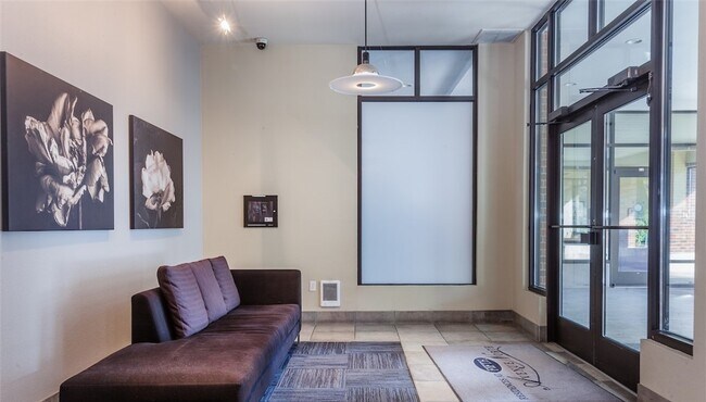 Foto del edificio - 812 5th Ave N
