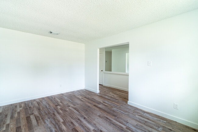 Photo - 15910 Plagens Ln (Missouri City, TX) House