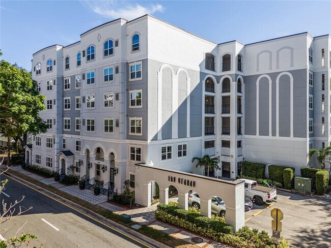 Foto del edificio - 206 E South St