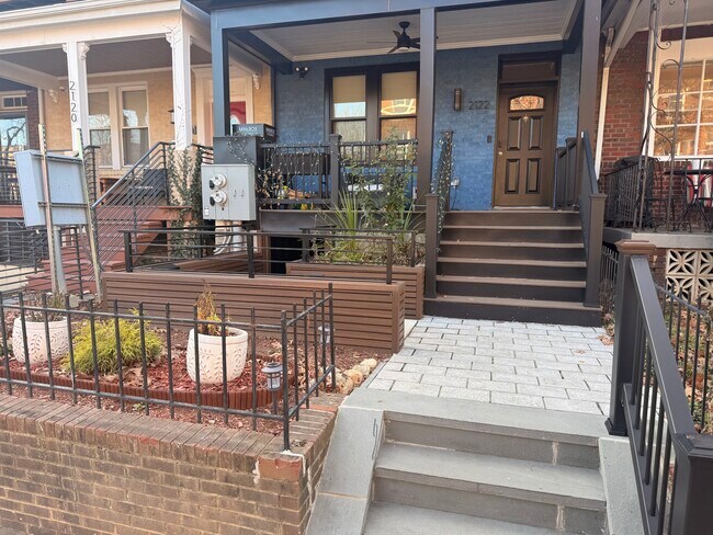 Building Photo - 2122 2nd St NW