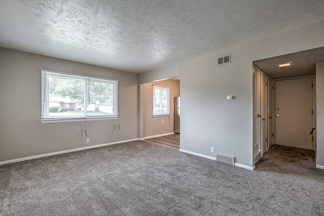 Foto del edificio - 4676 Harrison St