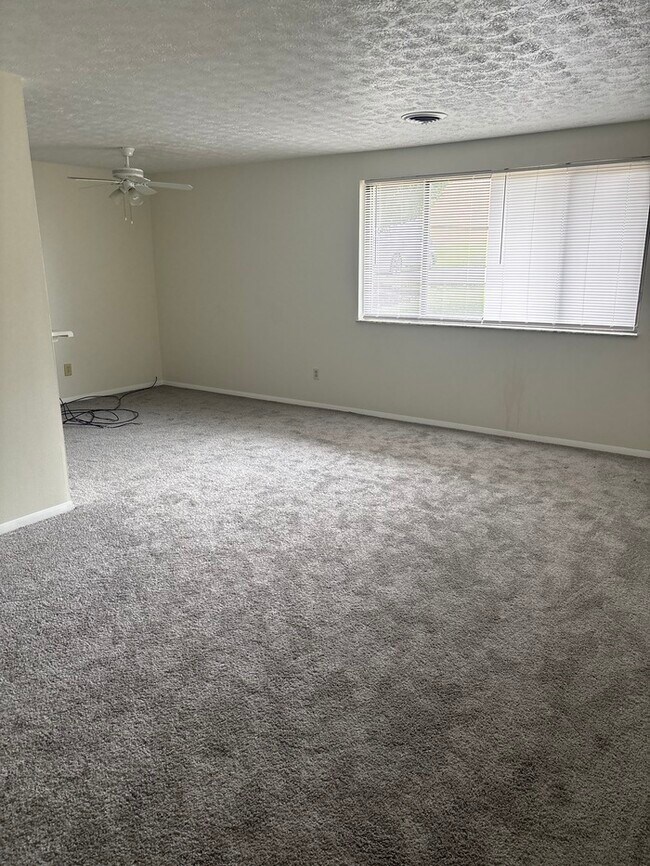 Foto del edificio - 6602 Hearne Rd