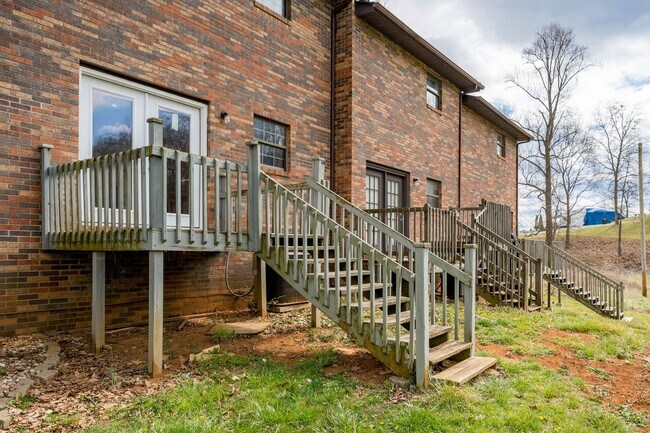 Foto del edificio - 182 Hart Lane #2, Elizabethton, TN 37643
