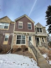 Building Photo - 2626 E Nichols Cir