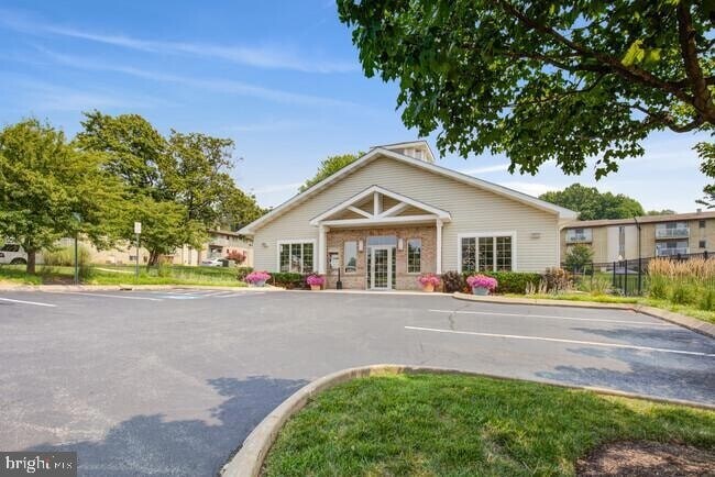 Building Photo - 200 Idlewild Rd