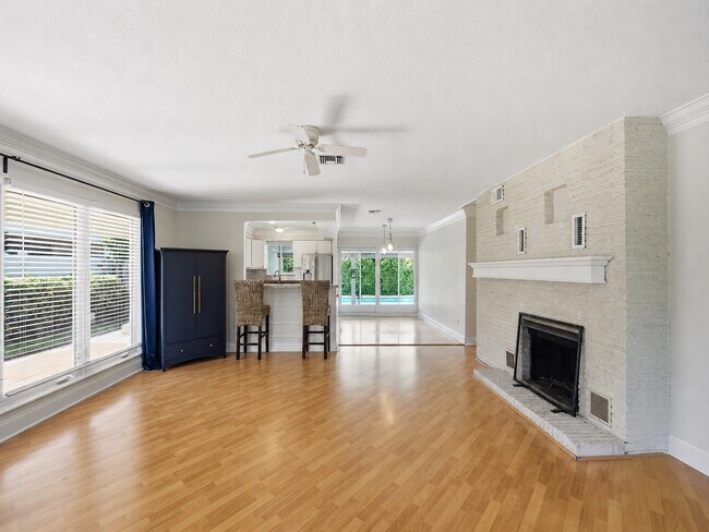 Foto del edificio - 2685 SE 6th St