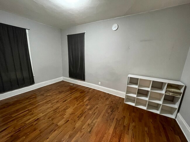 Building Photo - 105 Bloomfield St