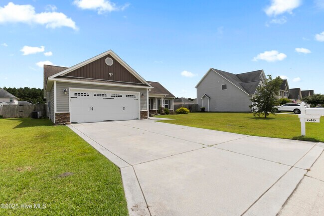 Building Photo - 640 Arabella Dr