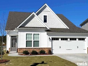 Building Photo - 1003 Meadow Pond Dr