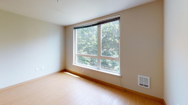 Interior Photo - Lightbox