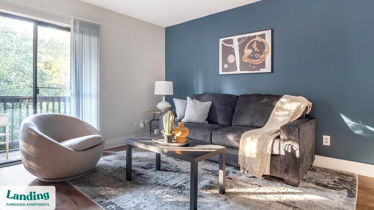 Foto principal - 2000 E Lake Pkwy