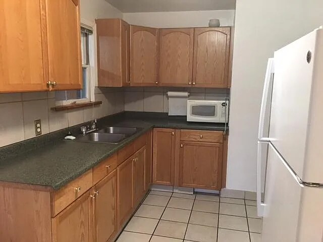 Foto del edificio - 1711 S 1300 E