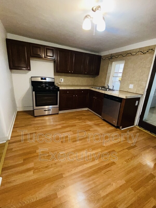 Foto del edificio - 837 S 8th Ave