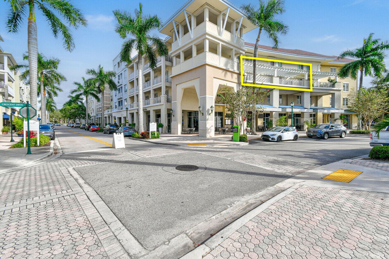 Primary Photo - 1200 Town Center Dr