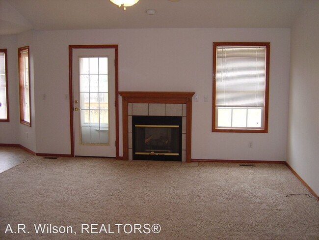 Foto del edificio - 3 br, 2 bath House - 5003 N. Ninth St.