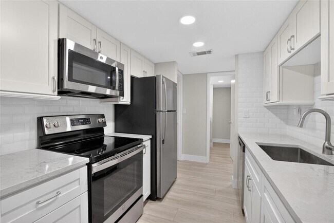 Foto del edificio - 3795 41st Ln S