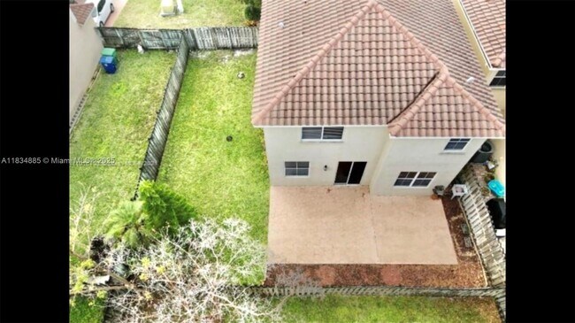 Foto del edificio - 3855 SW 171st Terrace