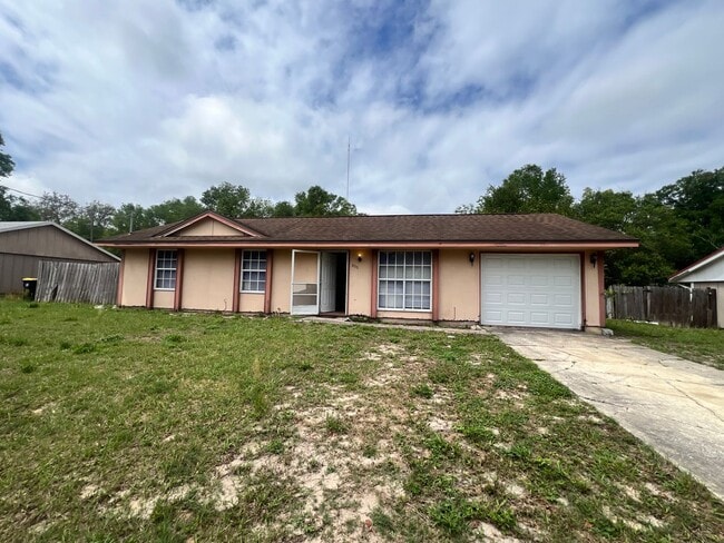 Lovely 3 Bedroom / 1 Bath Rental Home In ... - Lovely 3 Bedroom / 1 Bath  Rental Home In ...