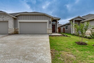 Building Photo - 748 Wheatfield Dr