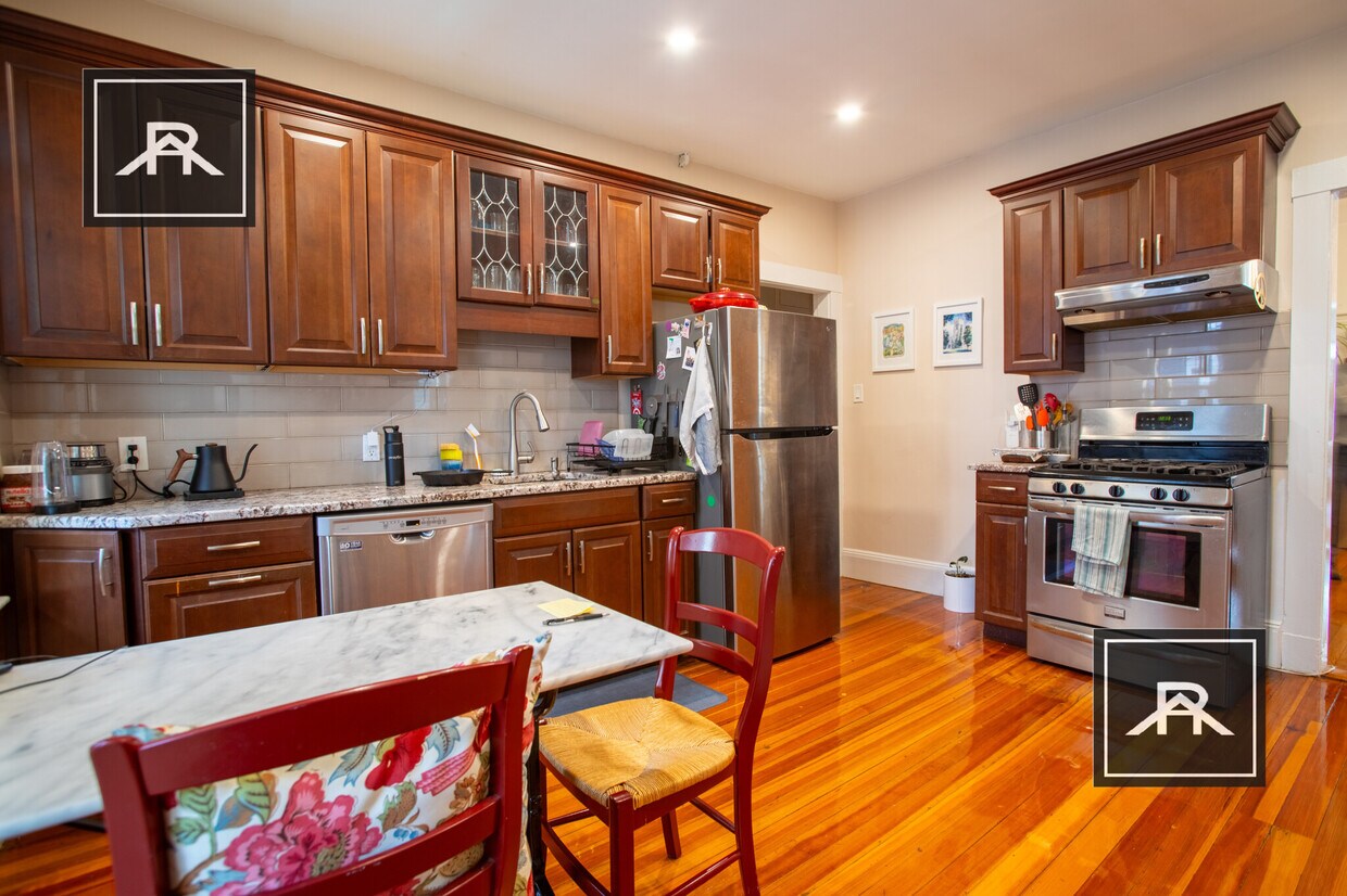 Primary Photo - 24 Parkton Rd